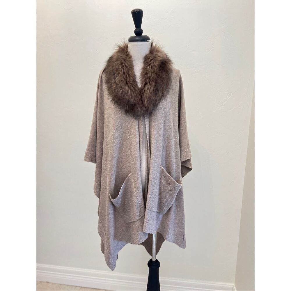 Lauren Ralph Lauren Womens Faux Fur Collar Knit Ruana Poncho Cape Beige One Size